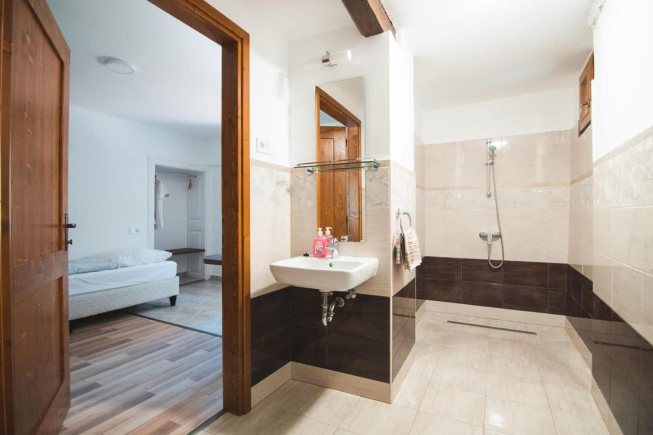 Natura Panzio&Apartmanhaz Orfű Exterior foto