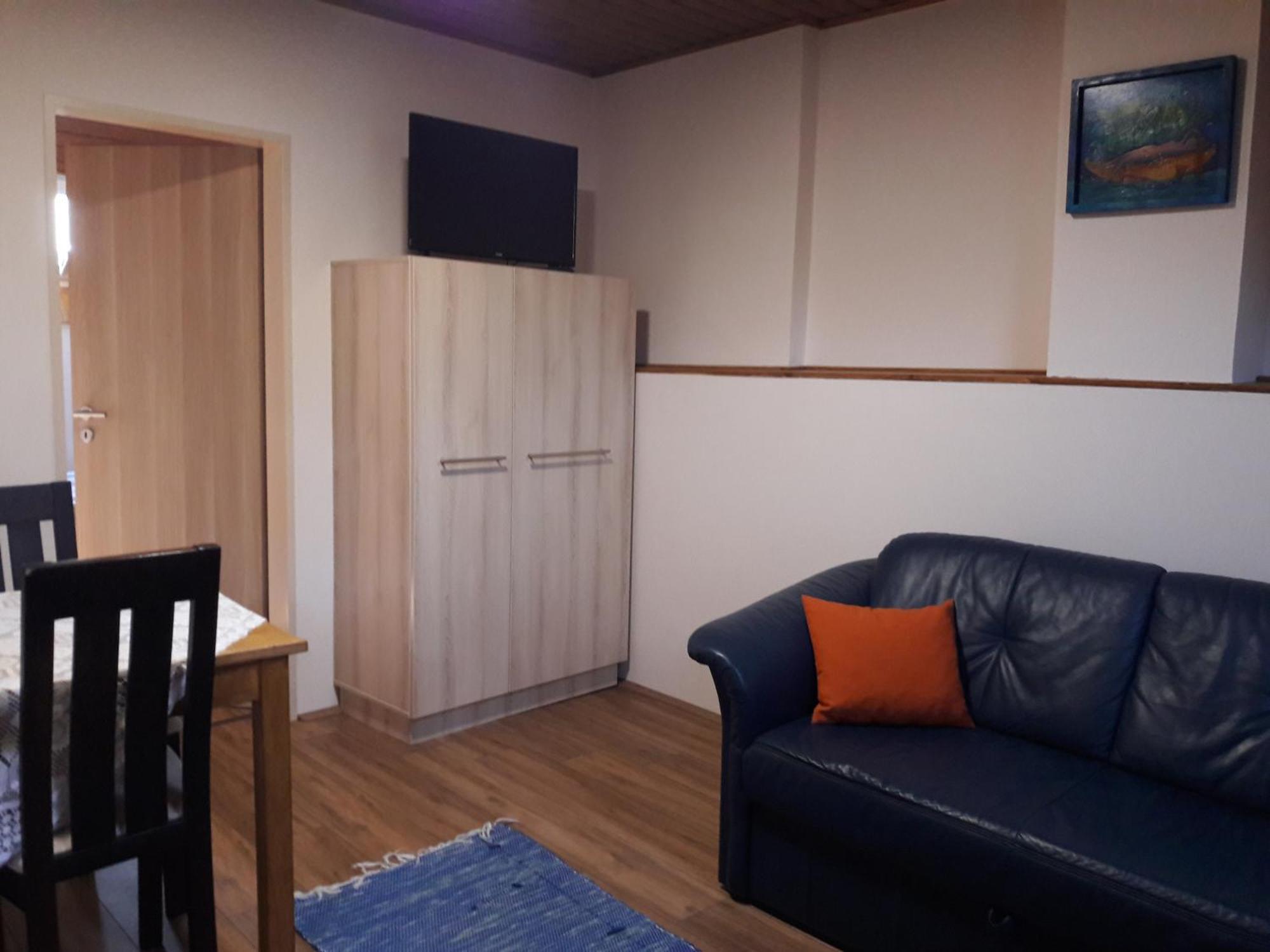 Natura Panzio&Apartmanhaz Orfű Zimmer foto